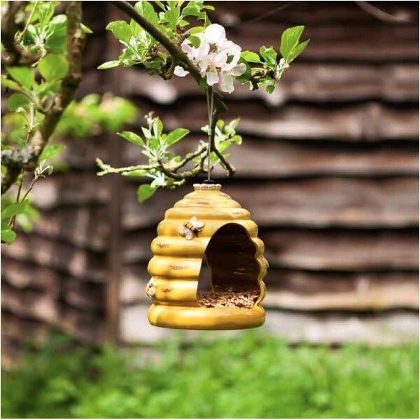  - Vogelvoederhuis bijenkorf