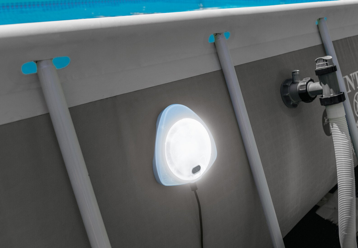 Afbeelding Intex zwembadverlichting led-wandlamp 230V 20 cm wit door Tuinadvies.be