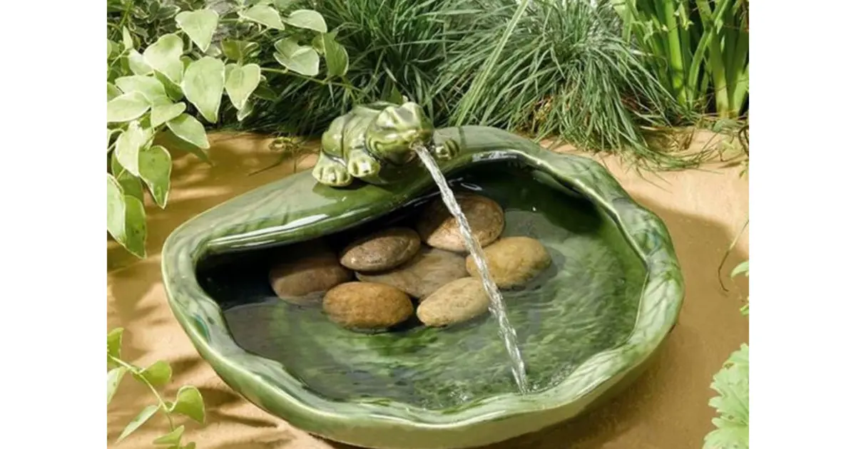 Tuinbeeld Waterdichte Lamp Tuin Ornament Buiten Tuin Keramiek Kikker Ornamenten, Grote Dikke Groene Kikker Ornament Tuinbeeldje voor Balkon, Patio, Vijver Tuinbeeld Waterdichte Lamp Tuin Ornament Buiten Tuin Keramiek Kikker Ornamenten, Grote Dikke Groene Kikker Ornament Tuinbeeldje voor Balkon, Patio, Vijver